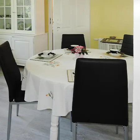 New In For 6 Persons, Cleaning Included * Nowe Warpno